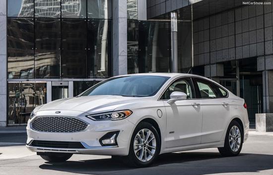 终于有了盲区监测 新款蒙迪欧即将海外发布