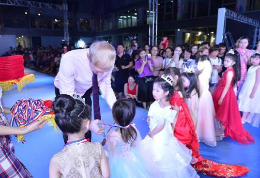 桂园2018新丝路中国国际少儿模特大赛深圳赛