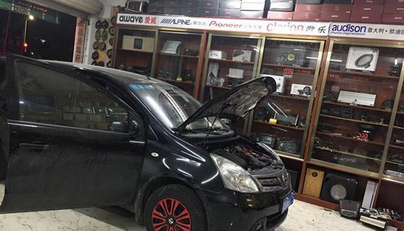 从音源主机到是声场喇叭以及隔音都进行一番改装