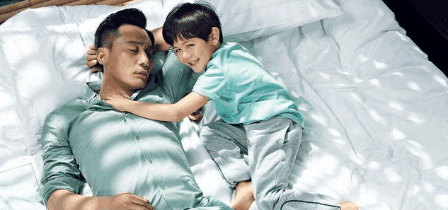 刘烨结婚现场哭到疯狂 青梅枯萎竹马老去, 他爱