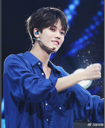 说蔡徐坤蛮好看的张雪迎,看林彦俊的眼神更加