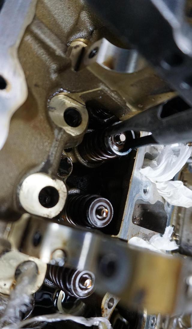 宝马x5e70n55发动机免拆缸盖更换汽车英雄-新浪气门奔驰gla无畏造油封图片