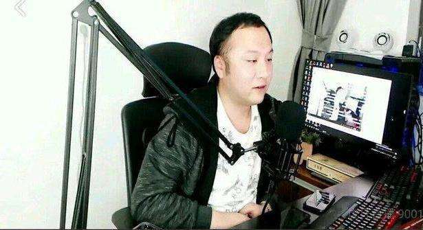 虎牙主播再出新套路,粉丝抽奖五部苹果X,四部