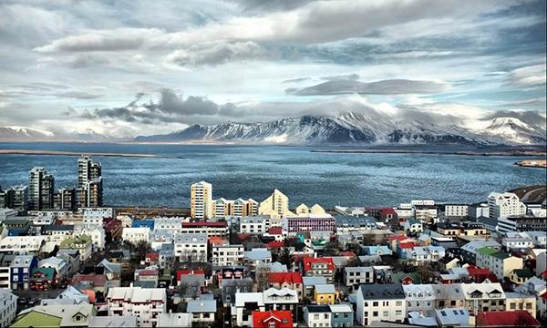 新加坡人均GDP是我国6的。5倍,你猜美国是我