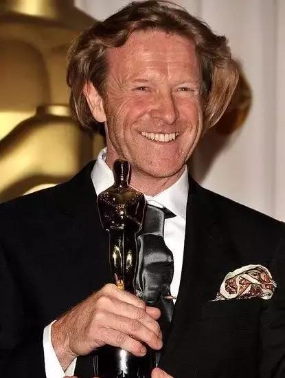 坞金牌导演+摄影指导拍摄人物访谈纪录片时用