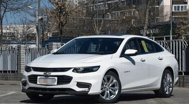 这欧美中型车曾经18万现仅14万, 开它绝对比开朗逸、思域拉风!