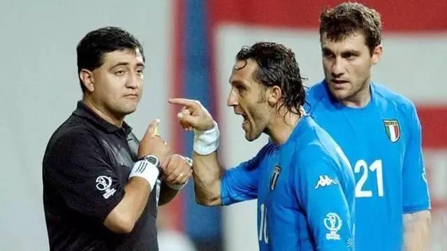 世界杯裁判有工资吗?工资是国际足联发还是举