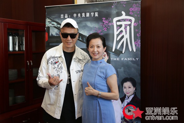 音乐剧电影《家》6月15日上映 孙红雷卖力站台