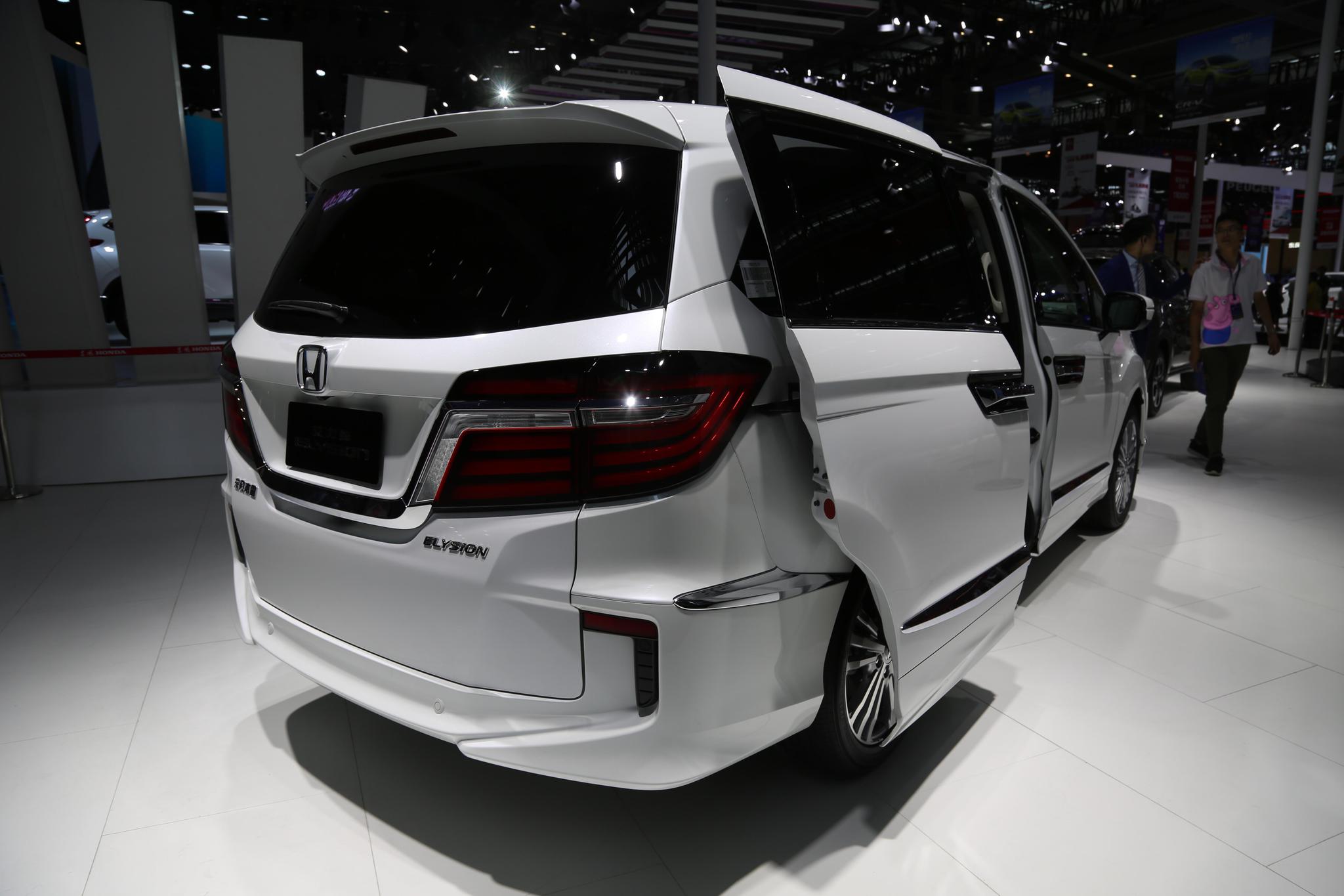 2022下一代艾力绅谍照,试驾2022款艾力绅 东风honda全新一代艾力绅,30万级别高端mpv实拍!