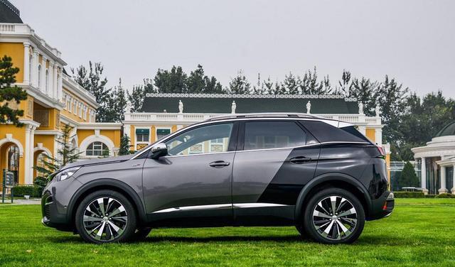 3个月售出1.5万辆, 落地价最少20万, 中控值10万