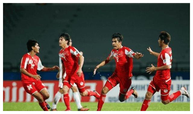 国足可以解散了!三场比赛给出答案,亚洲弱旅又