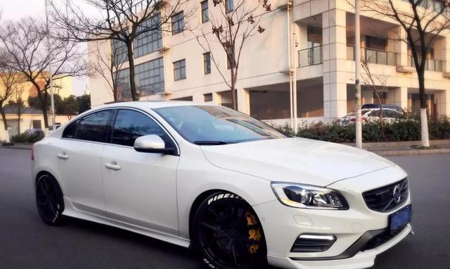 打破常规 沃尔沃S60简约改装作业