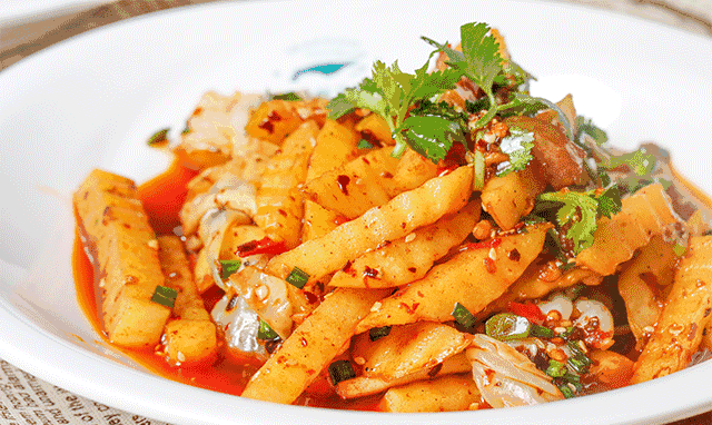 全昆明“C”位出道的“不正经”炸洋芋，老昆明人都未曾吃过！