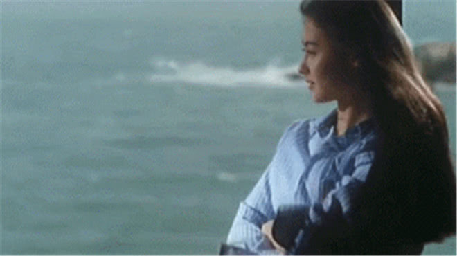 记忆香港经典电影,这些女神的动作与表情,无与伦比的美丽