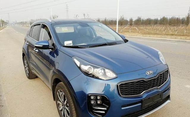 起亚KX5颜值很高，内饰豪华，网友：这车值得入手！