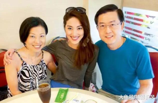 她父母明明都是中国人, 却长得像混血儿, 网友: