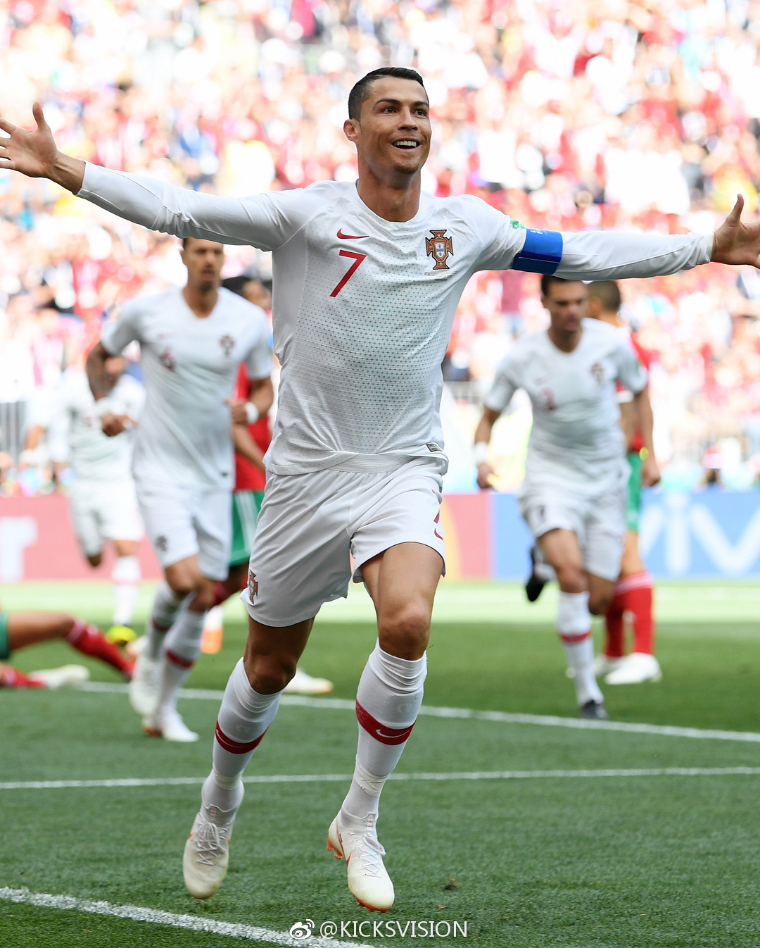 33岁的C罗打入了本届世界杯个人第四粒进球(