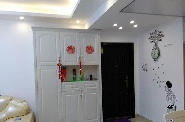 深圳买的不到60平的房子,却被装修的像小三房