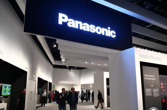 松下全画幅微单LUMIX S1\/S1R亮相Photokina