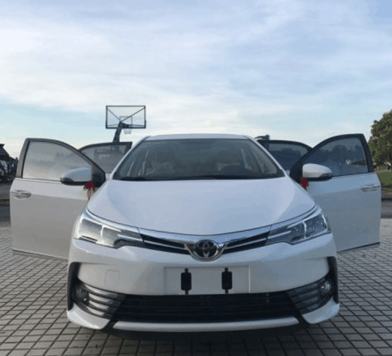 早一个月买艾瑞泽5的同事, 看我提这车肠子都悔青了