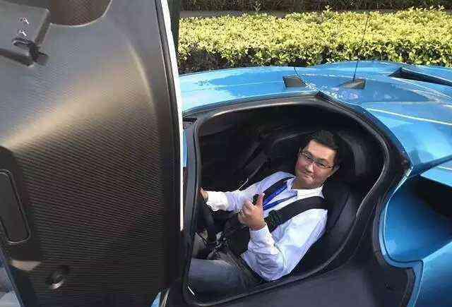 QQ掌门人试驾蔚来EP9, 这台车值多少Q币?