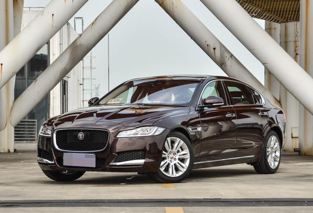 价格远低于奥迪A6L 舒适堪比宝马5系 科技配置媲美奔驰E