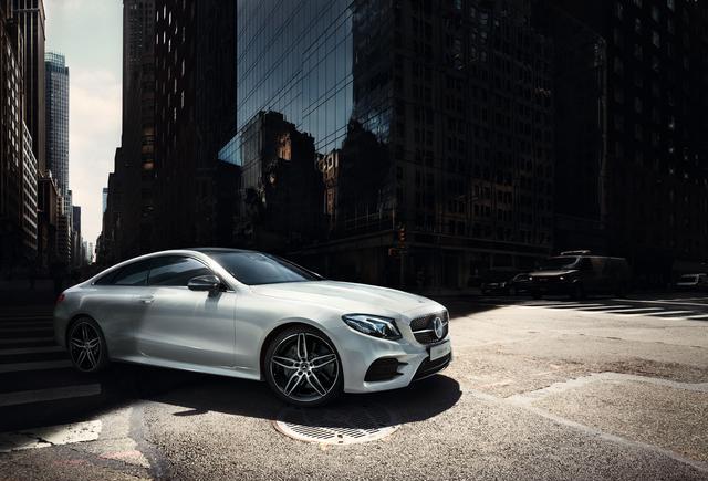 奔驰E200纯粹自然，引领时尚潮流