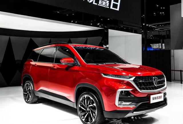 实拍宝骏530内饰，档次媲美合资车，网友：七八万随便卖必火！