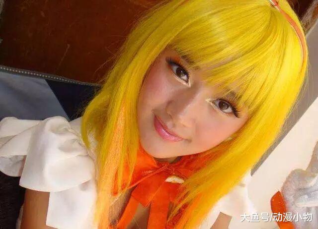 巴啦啦小魔仙: 五位小蓝里有一位假的, 你能在5秒内找出来吗?