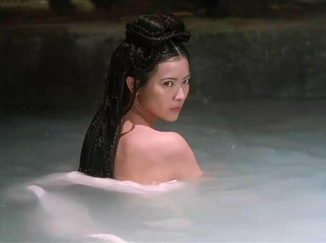 古装美女沐浴的时候千万离远点,轻则被雷劈重