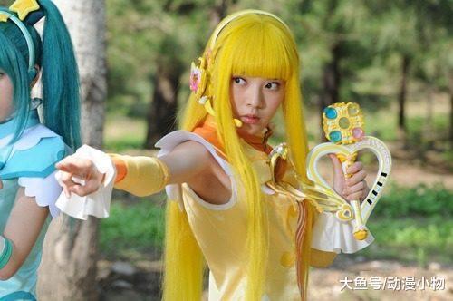 巴啦啦小魔仙: 五位小蓝里有一位假的, 你能在5