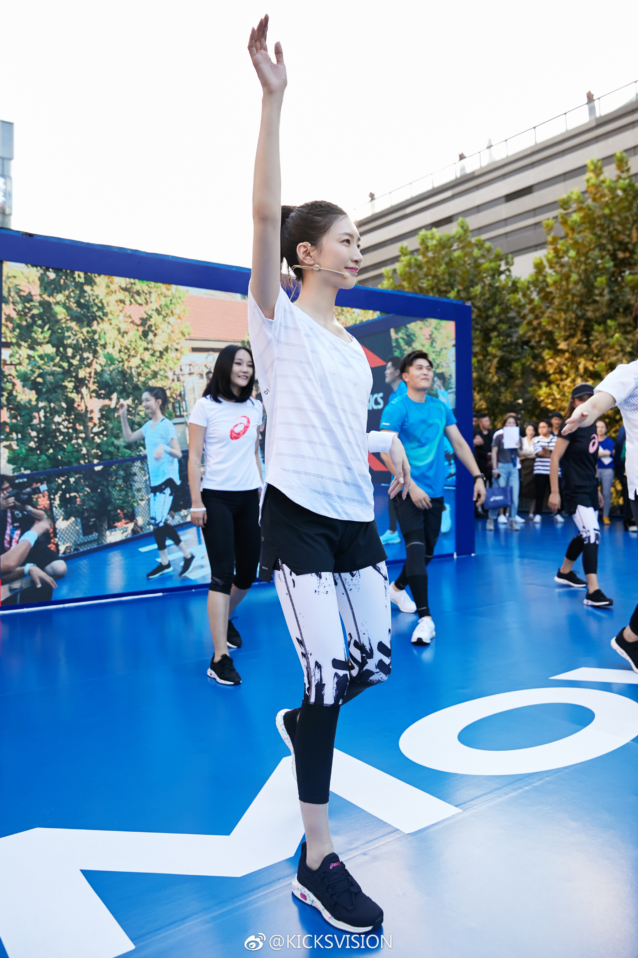 ASICS亚瑟士 大中华区品牌代言人江疏影 上周