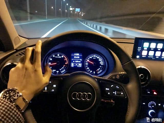 德系经典入门豪华轿车 最低仅售10多万 论性价比奔驰宝马不是对手