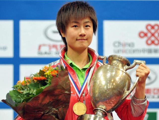 丁宁:平凡父母牺牲幸福成就的乒坛一姐