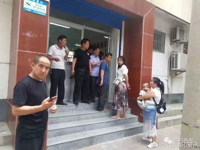 揭秘背后原形-MCNDATA-宝宝辅食首选：大略易做的咖喱饭让育儿更松弛！？女人开奥迪A5毕竟啥层次