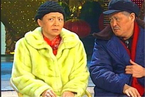 赵本山春晚小品《小崔说事》发生严重失误,内