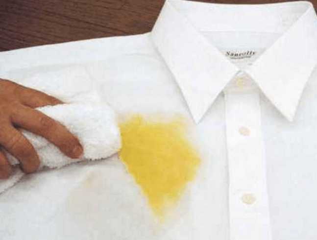 白衣服发黄怎么办?别急,清洗时加点它,让衣服