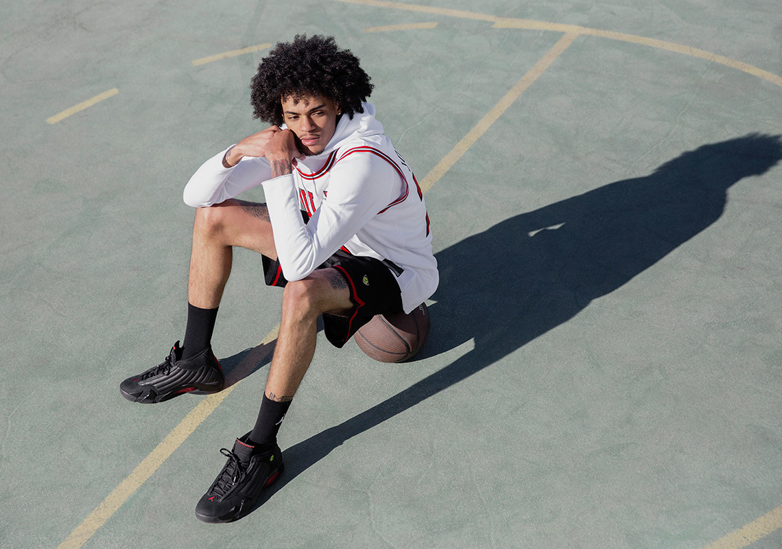 Nike为纪念迈克尔·乔丹总决赛最后一投推出特