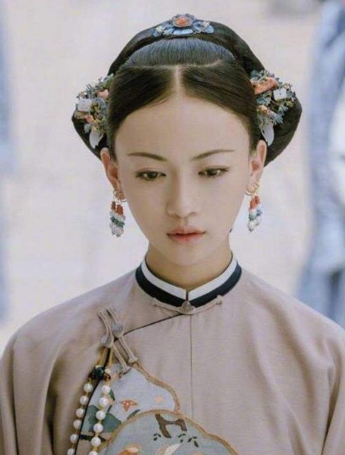 历史上的魏璎珞，从下等婢女到大清皇后，一生就是小说女主的原型