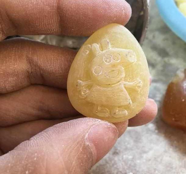 小猪佩奇蜜蜡身上戴,全社会人都说你可爱,简单