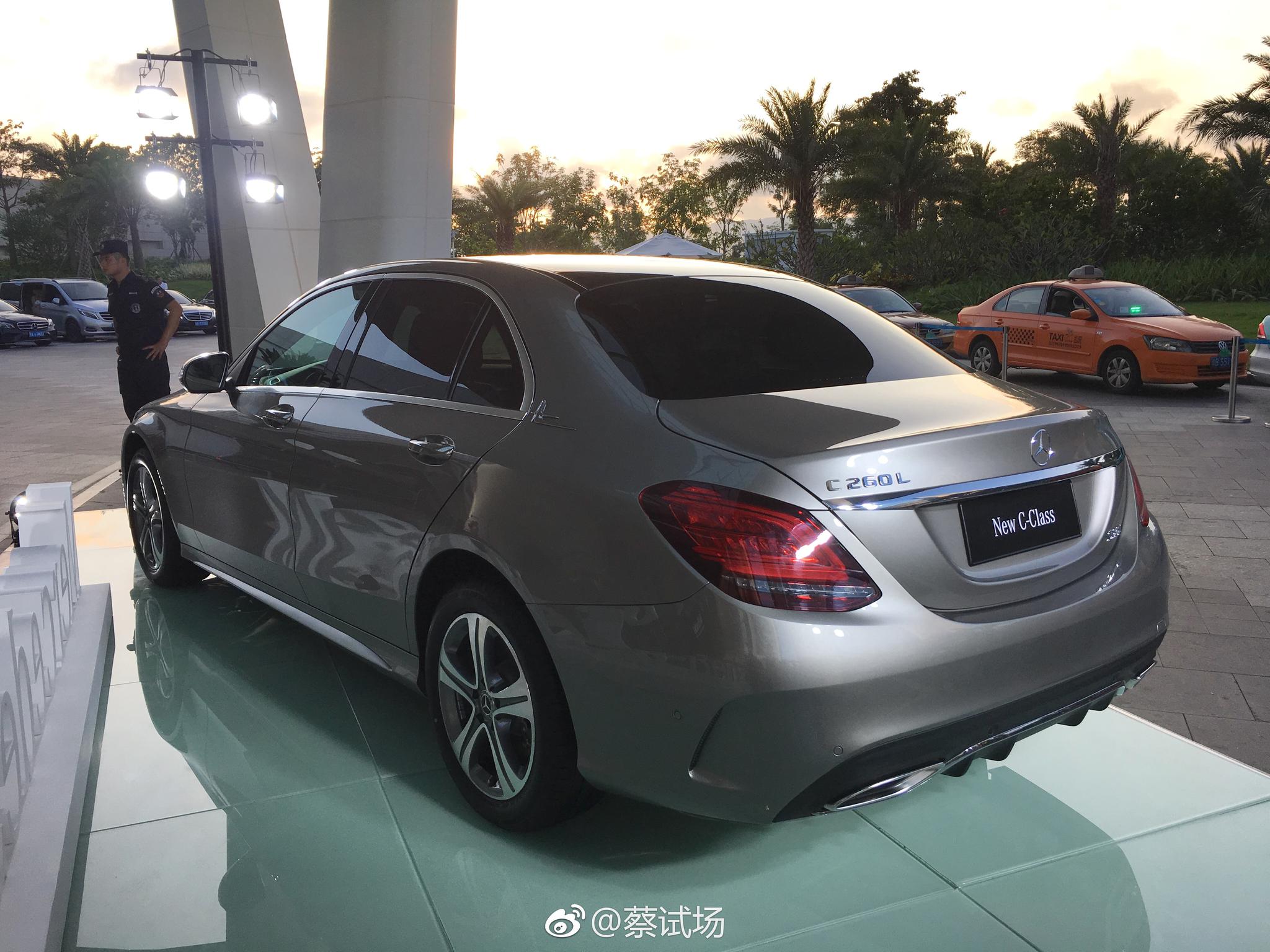 奔驰C级改款发布&试驾:新C260L底盘实拍,那