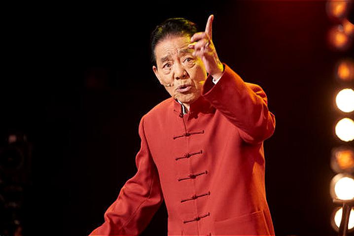 一代宗师单田芳去世,曾做过4年逃犯,生前受尽