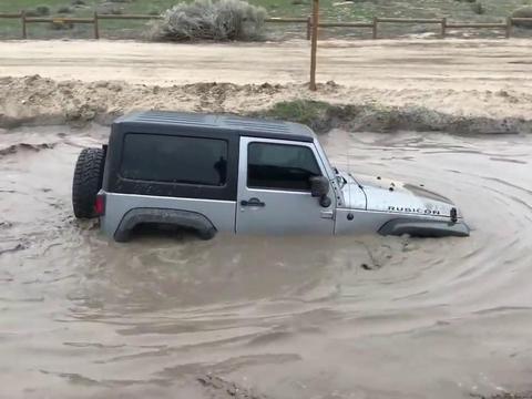 吉普牧马人、切诺基等车型越野实战