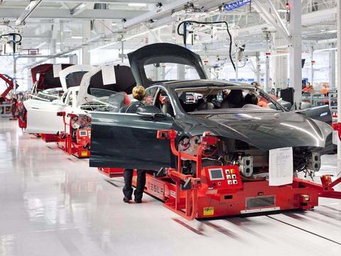 在中国建厂也许是特斯拉的最后一根救命稻草