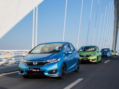 轻巧灵活好停车，这几款合资小型车几万块就拿下。