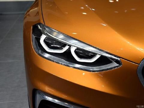 买迈腾后悔了，宝马新车惊艳众人，比奥迪A4好看，1.5T售价15万