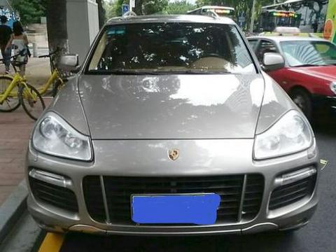 十年前花247万买辆卡宴，现车主打算低价转手送员工却没人敢要