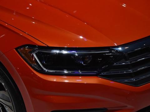 换代速腾发布，想买朗逸plus不妨再等等