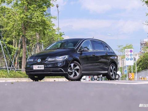 老牌纯电动车的进化 体验优化后的腾势 500