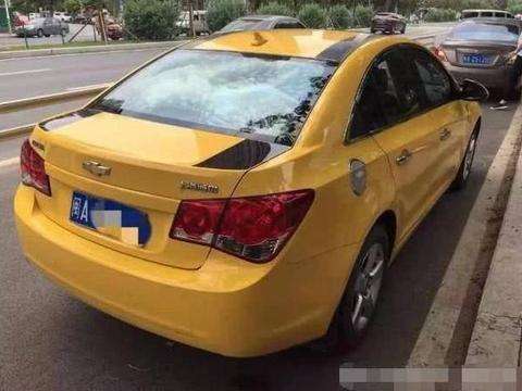 外号“大黄蜂”当年落地16万，如今最多卖5万，很多人硬要出15万